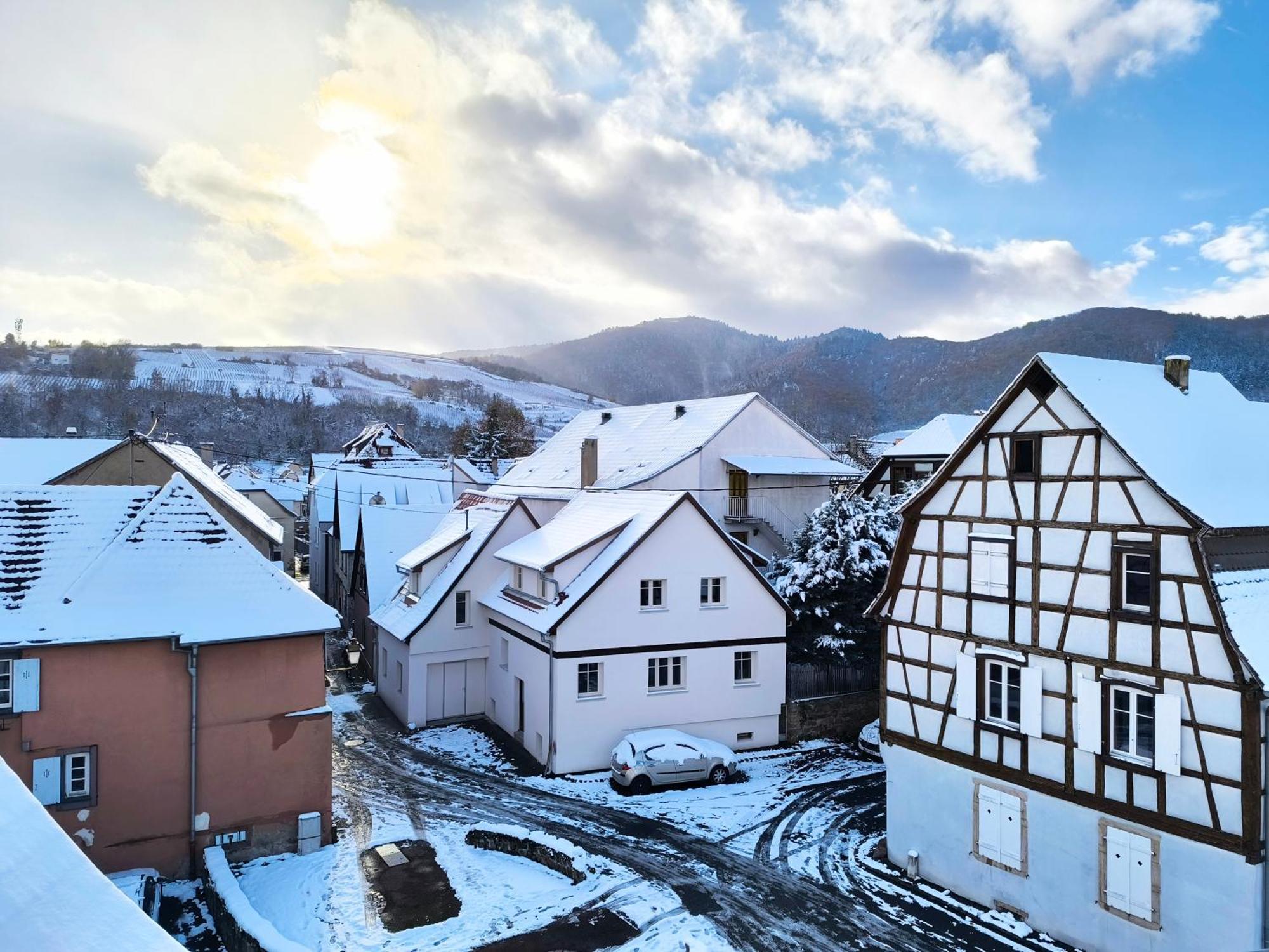 Duplex Moderne A 10 Minutes De Colmar Apartamento Wintzenheim Exterior foto